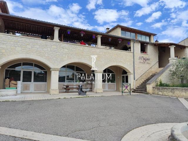 Local Commercial vente à Forcalquier, Saint-martin-les-eaux