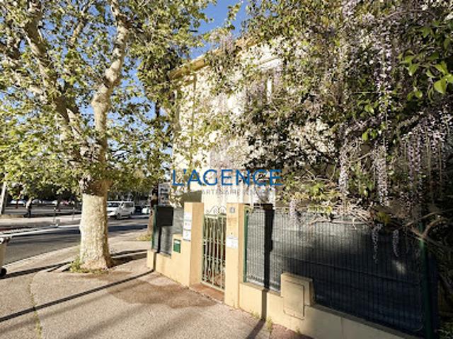 Local Commercial vente à Arrondissement de Toulon, Hyères