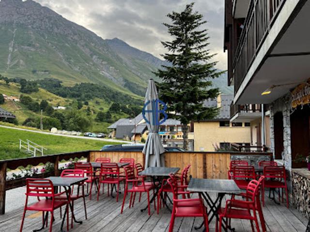 Local Commercial vente à Saint-Jean-de-Maurienne, Albiez-montrond