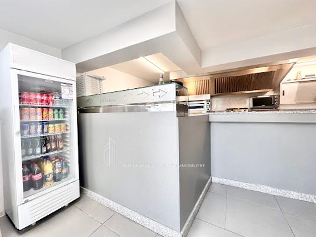 Local Commercial vente à Tournon-sur-Rhône, Andance