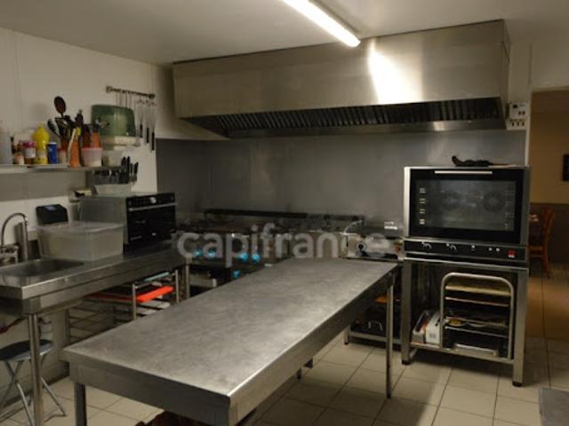 Local Commercial vente à Bressuire