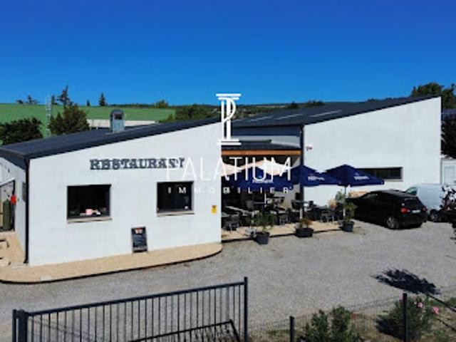 Local Commercial vente à Forcalquier, Alpes-de-Haute-Provence
