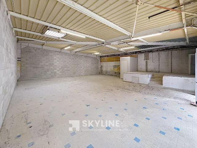 Local Commercial vente à Marseille, Aubagne