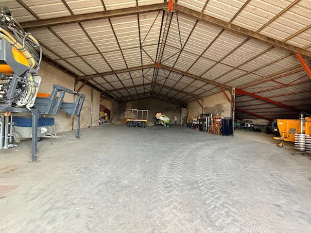 Local Commercial vente à France métropolitaine, Montreuil-bellay