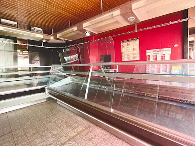 Local Commercial vente à Compiègne, Ribécourt-dreslincourt
