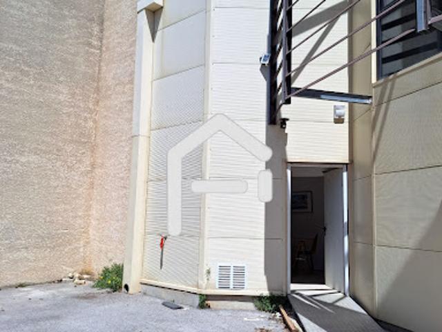 Local Commercial vente à Montpellier, Poussan