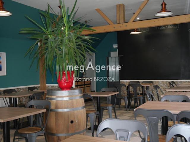 Local Commercial vente à Avranches, Courtils