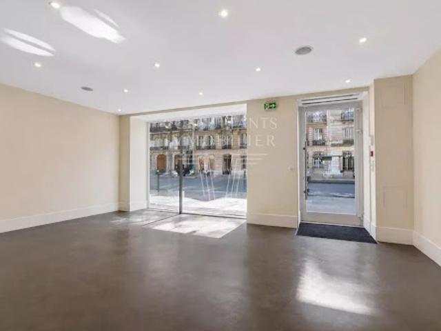 Local Commercial vente à Paris, Île-de-France