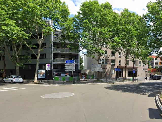 Local Commercial vente à France métropolitaine, Saint-denis