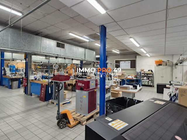 Local Commercial vente à Cholet