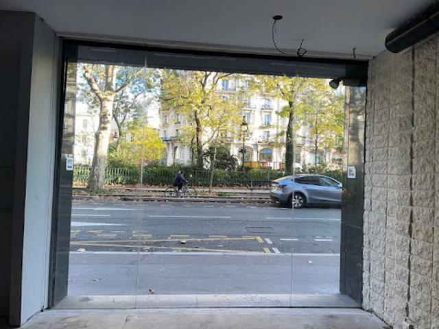Local Commercial vente à Paris, Île-de-France