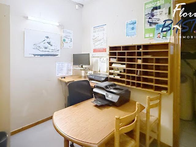 Local Commercial vente à Bruay-sur-l'Escaut, Nord