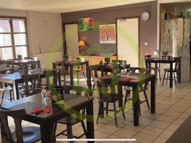 Local Commercial vente à Riom, Servant