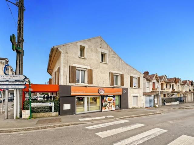 Local Commercial vente à Pontoise, Persan