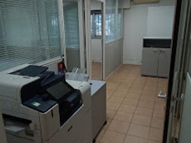 Local Commercial vente à Grasse, Le Cannet