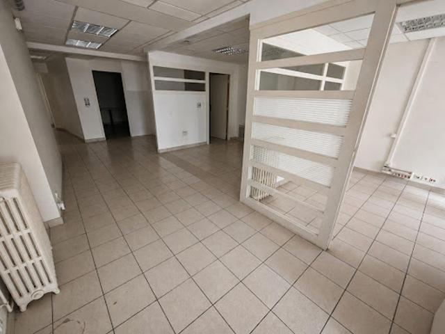 Local Commercial vente à Vierzon, Aubigny-sur-nère