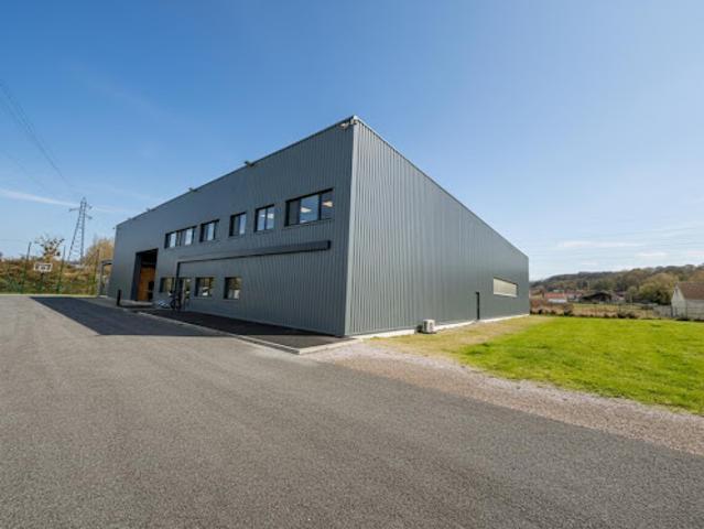 Local Commercial vente à Quartier Ordener - Ceebios, Senlis