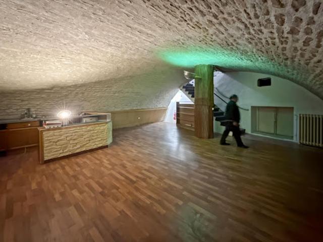 Local Commercial vente à Orléans