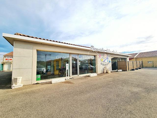 Local Commercial vente à Istres, Miramas