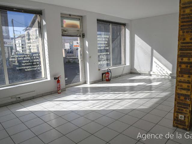 Local Commercial vente à Saint-Germain-en-Laye, Sartrouville