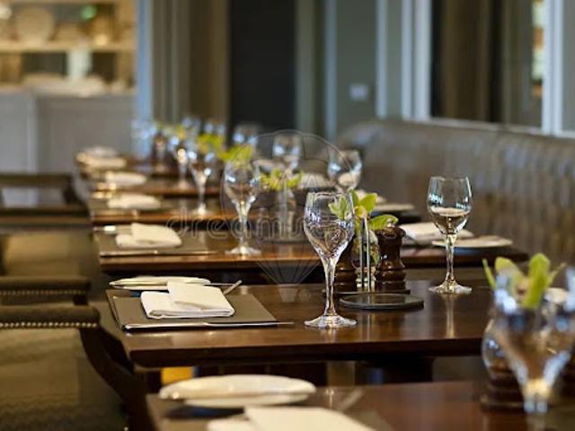 Local Commercial vente à France métropolitaine, Saint-julien-de-concelles