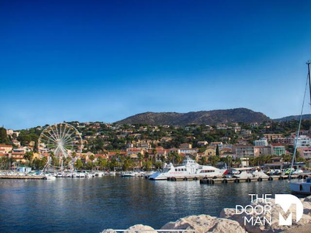 Local Commercial vente à France métropolitaine, Le Lavandou