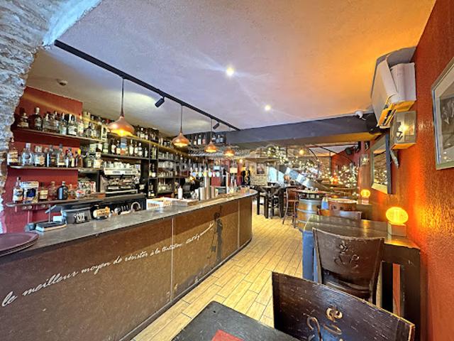 Local Commercial vente à Nîmes