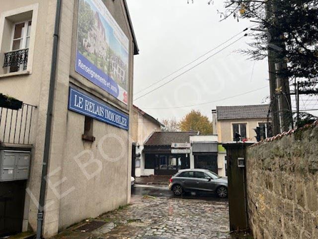 Local Commercial vente à Saint-Germain-en-Laye, Croissy-sur-seine