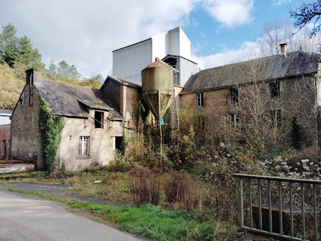 Local Commercial vente à Pontivy, Bretagne