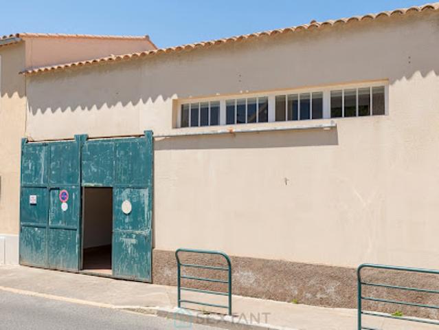 Local Commercial vente à Saint-Chamas, Bouches-du-Rhône