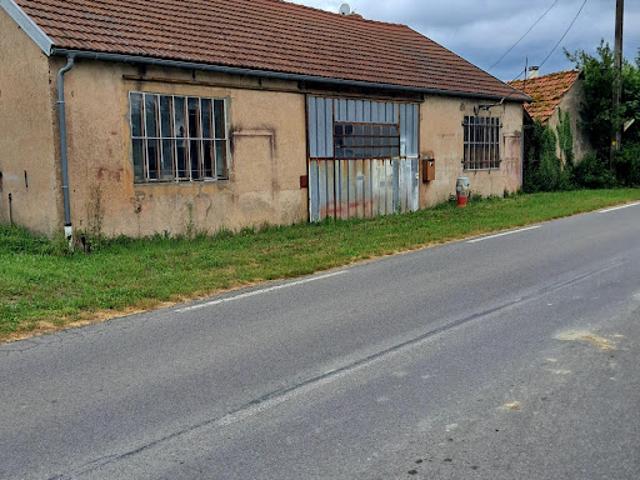Local Commercial vente à Vichy, Trézelles