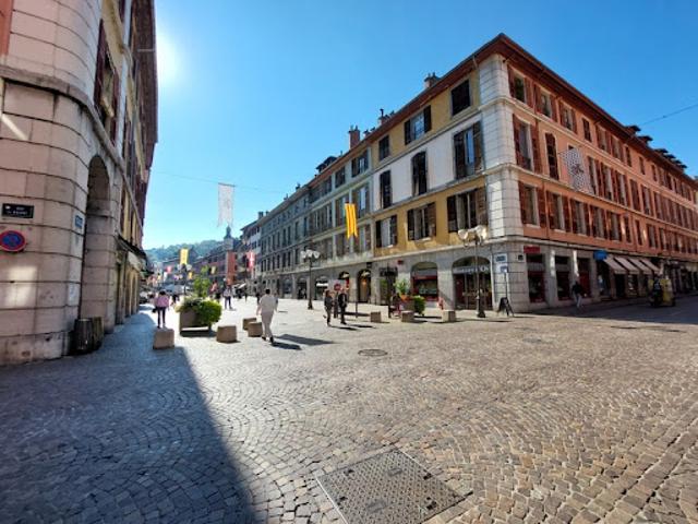 Local Commercial vente à Chambéry