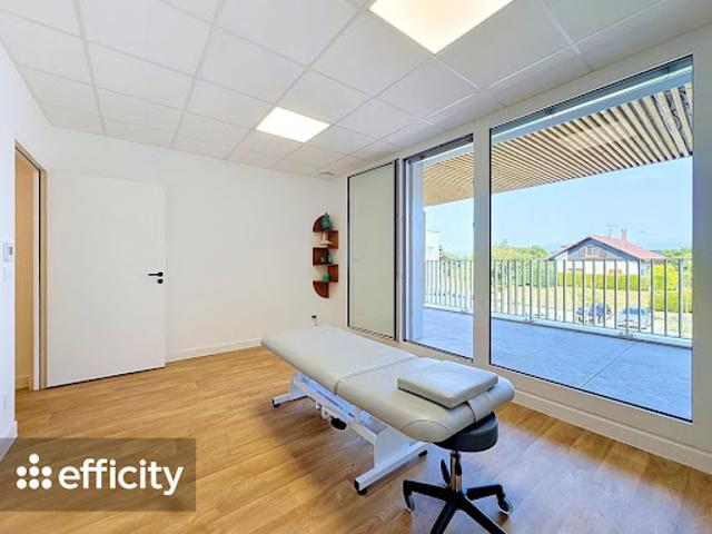Local Commercial vente à Thonon-les-Bains, Veigy-foncenex