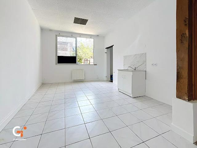Local Commercial vente à Rouen, Ruan