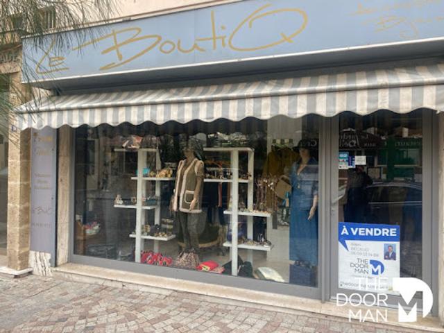 Local Commercial vente à Arrondissement de Toulon, Le Lavandou