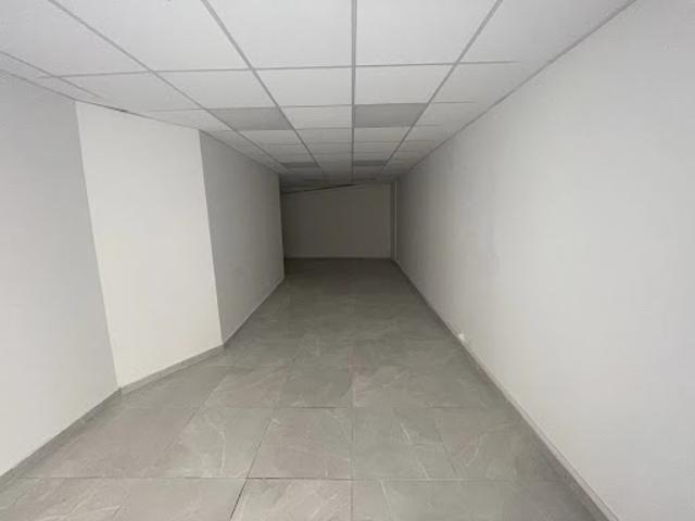 Local Commercial vente à Marseille, Aubagne