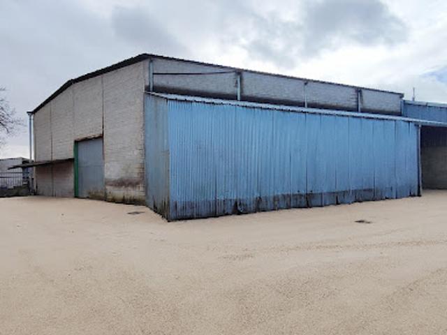 Local Commercial vente à Ouges, Côte-d'Or