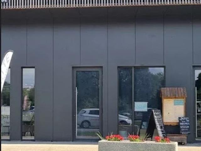 Local Commercial vente à Dax, Pouillon