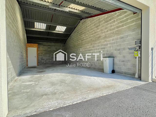 Local Commercial vente à Lesparre-Médoc, Labarde