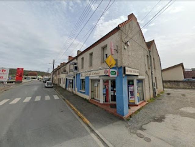 Local Commercial vente à Montluçon, Désertines