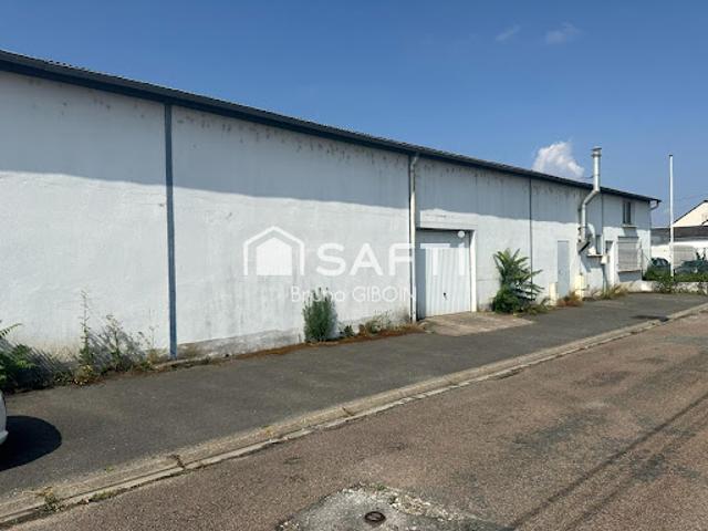 Local Commercial vente à Montargis, Gien