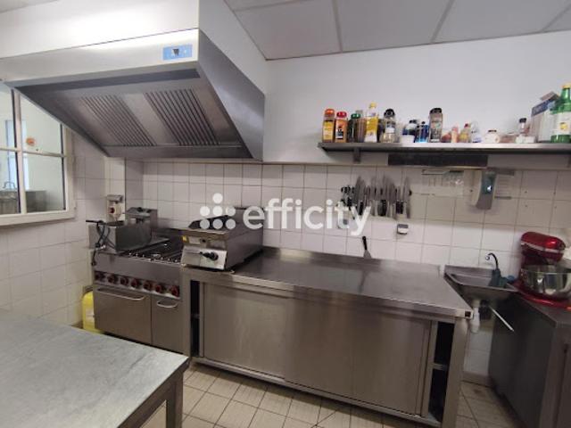 Local Commercial vente à Parthenay, Saint-maixent-de-beugné