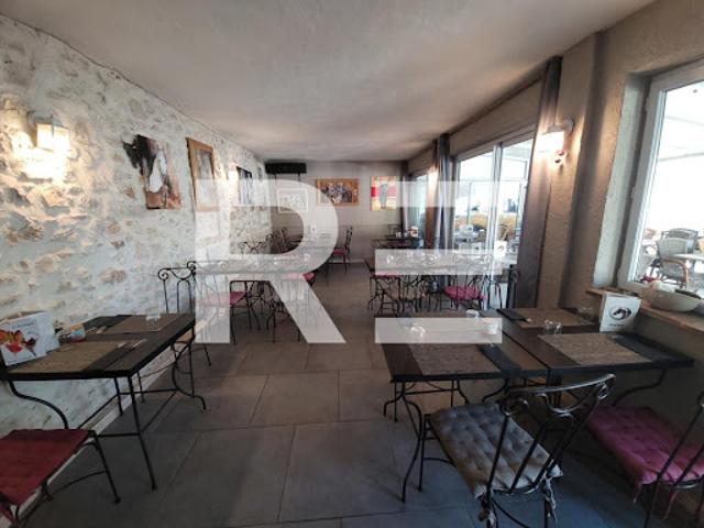Local Commercial vente à Nîmes, La Calmette