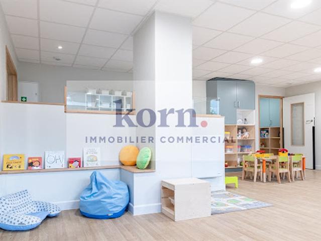 Local Commercial vente à Nanterre, Levallois-perret