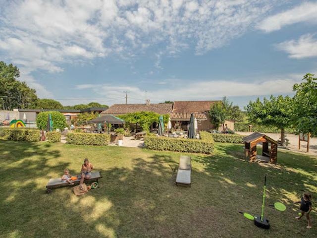 Local Commercial vente à Villeneuve-sur-Lot, Saint-etienne-de-villeréal