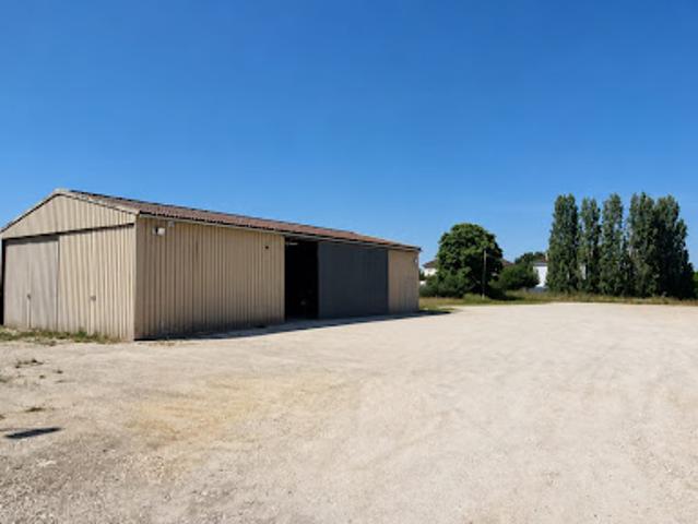 Local Commercial vente à Avallon