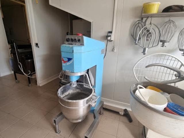 Local Commercial vente à Les Sables-d'Olonne, Bois-de-céné