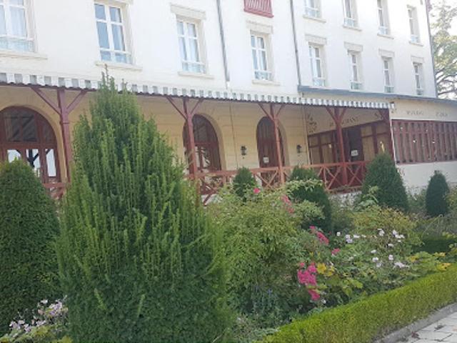 Local Commercial vente à Châtellerault, La Roche-posay