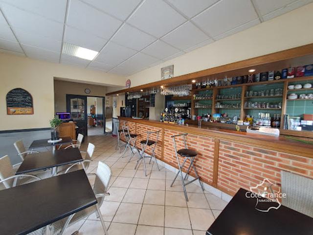 Local Commercial vente à Vervins, Macquigny
