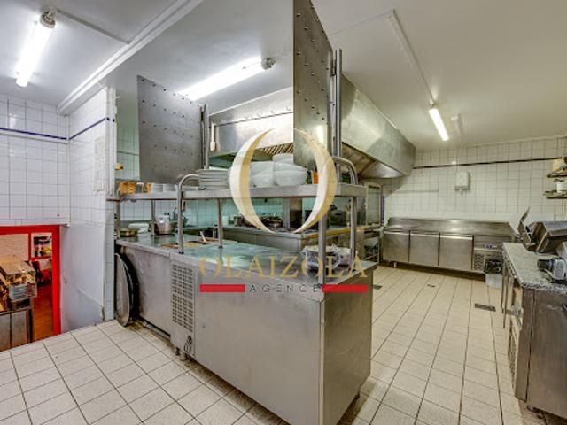 Local Commercial vente à Bayonne, Ciboure